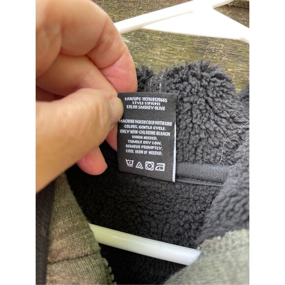 Members Mark size L Sherpa lined fleece hoody - Picture 5 of 6